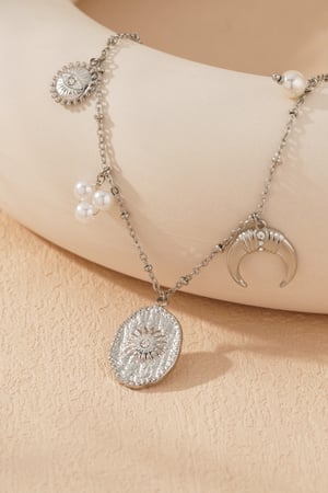 moony necklace h5 Picture6